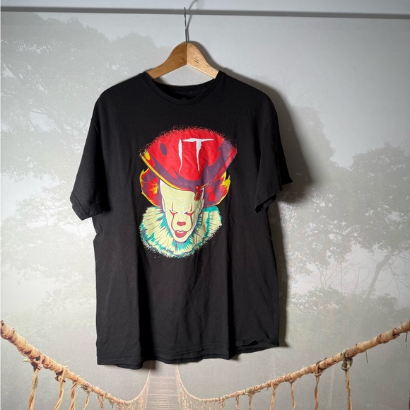 IT The Movie Clown Pennywise Horror scary Graphic T-Shirt in black color - Picture 7 of 7